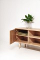 Natural Oak Veneer TV Cabinet - Perfect for Living Rooms and Bedrooms